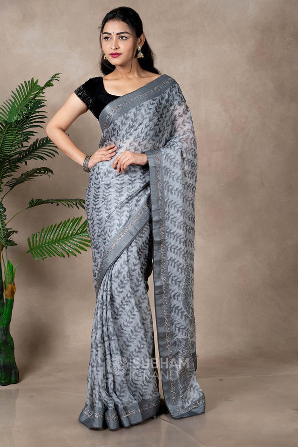 4,178 Sari Fabric Stock Photos, High-Res Pictures, and Images